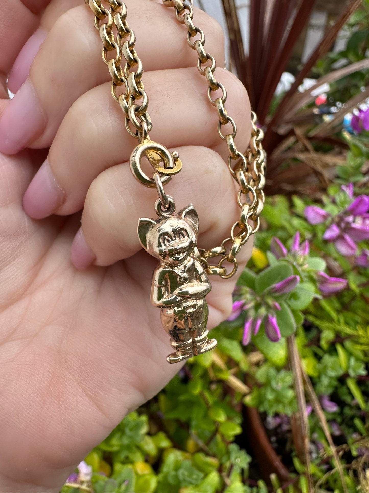 Vintage 9ct Gold Puss in Boots Charm