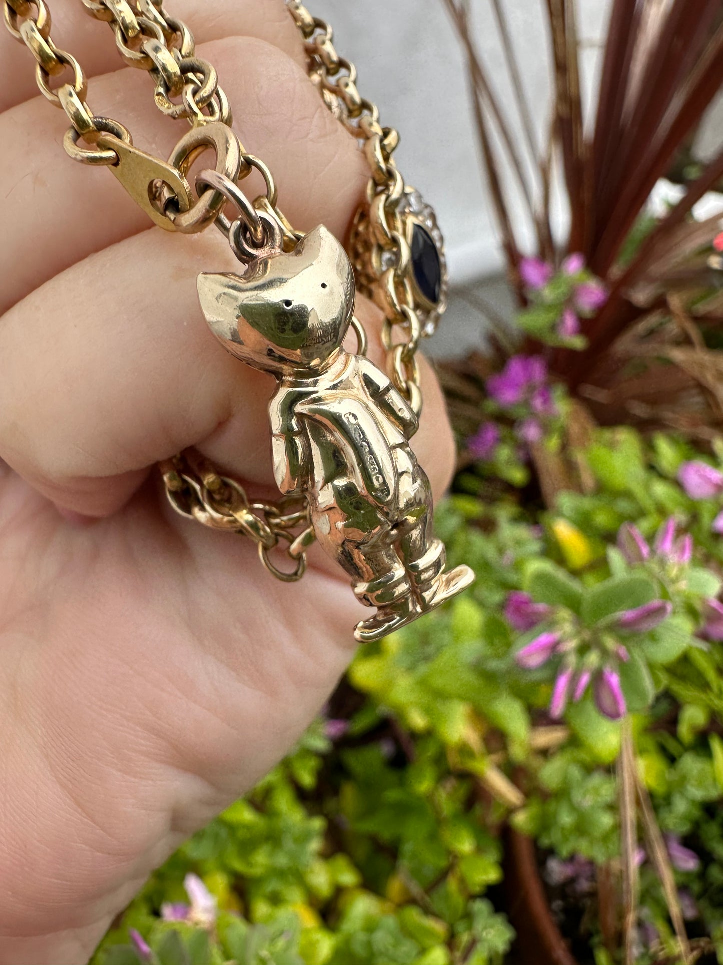 Vintage 9ct Gold Puss in Boots Charm