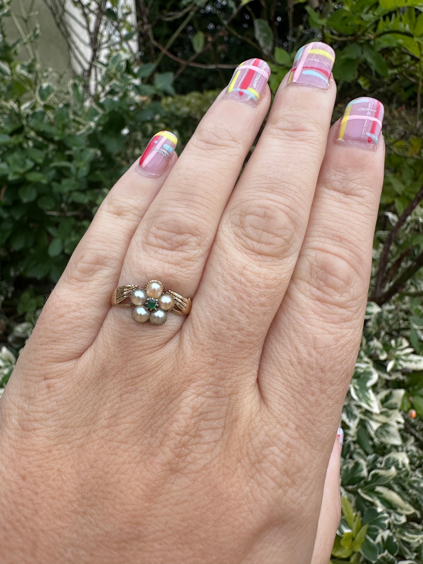 14ct Pearl and Green Paste Hands holding a forget me knot ring