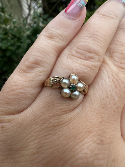 14ct Pearl and Green Paste Hands holding a forget me knot ring
