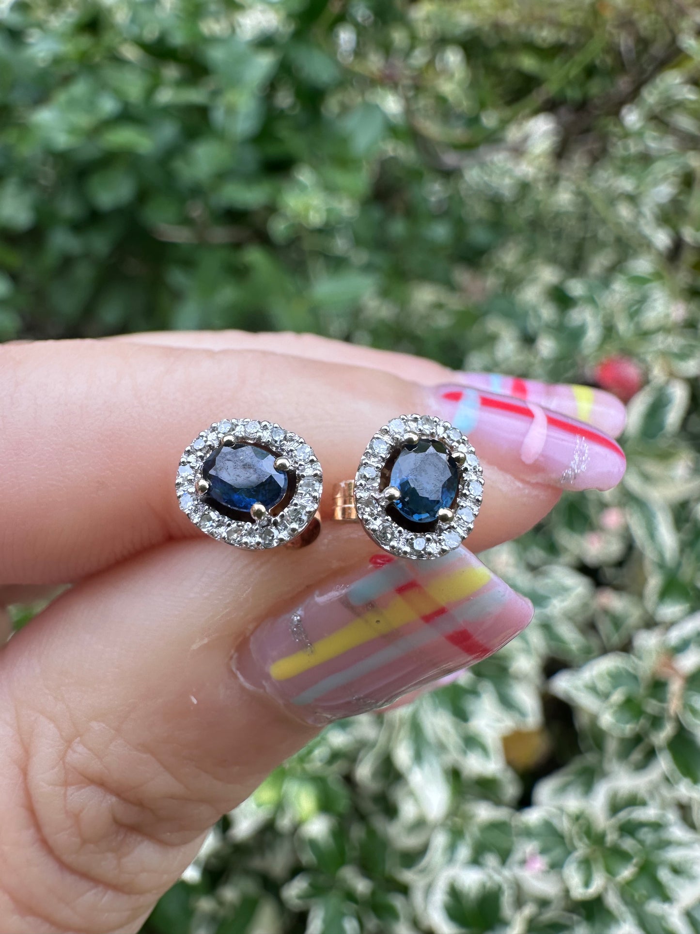 9ct Gold Sapphire & Diamond Oval cluster Studs