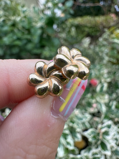 9ct Gold Puffy Flower Studs