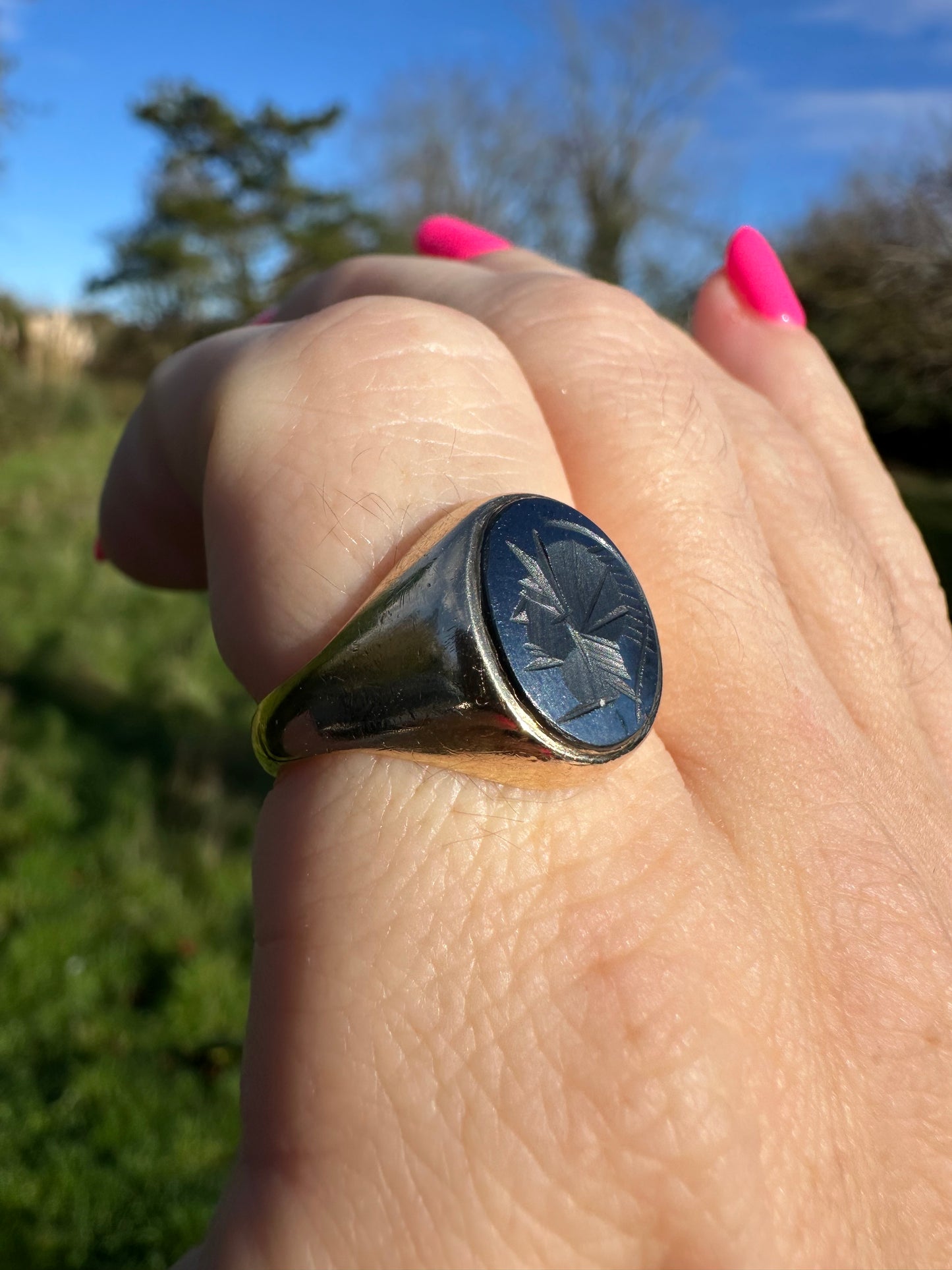 Vintage 9ct Gold Hematite Warrior Intaglio Signet ring