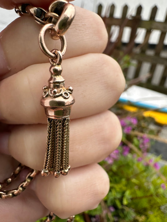 9ct Gold Victorian Etruscan Tassel charm