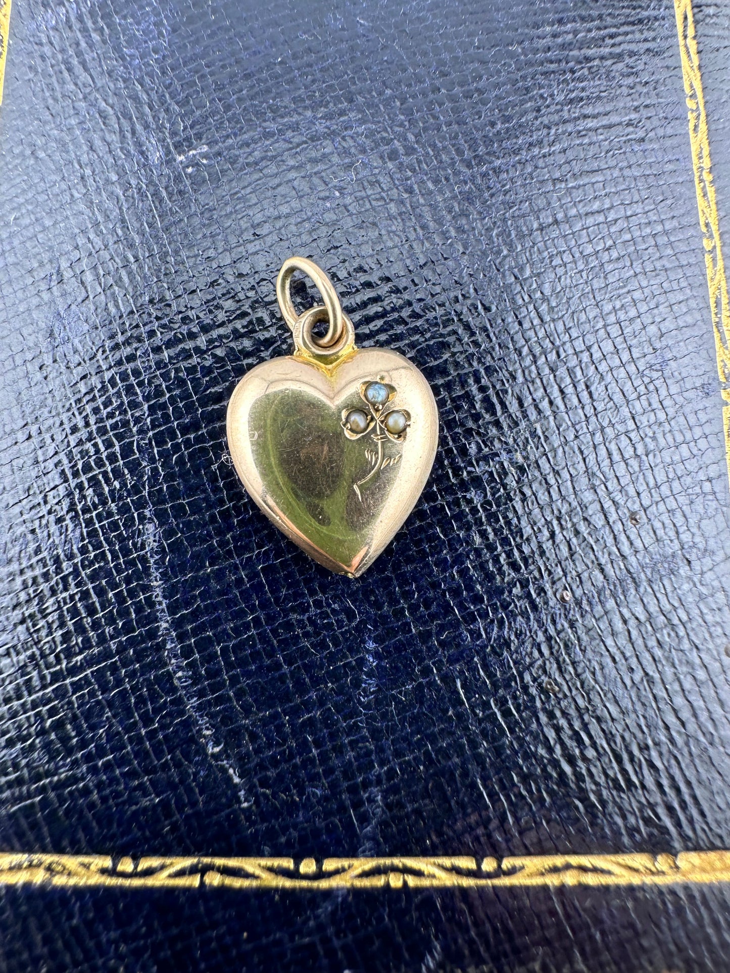 Antique 9ct heart charm with seed pearl clover