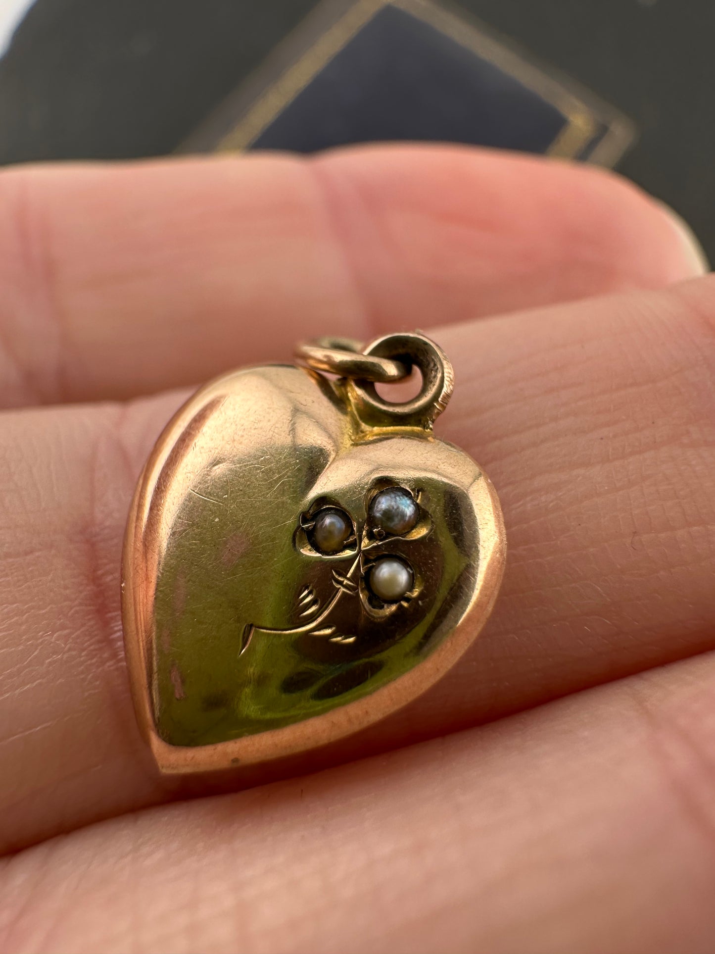 Antique 9ct heart charm with seed pearl clover