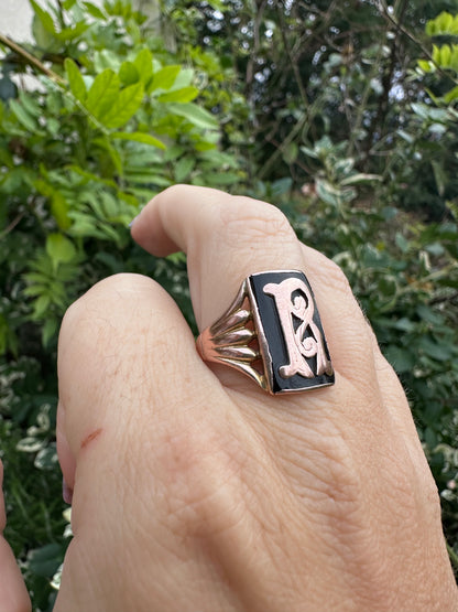 9ct Rose Gold & Onyx R Initial Ring
