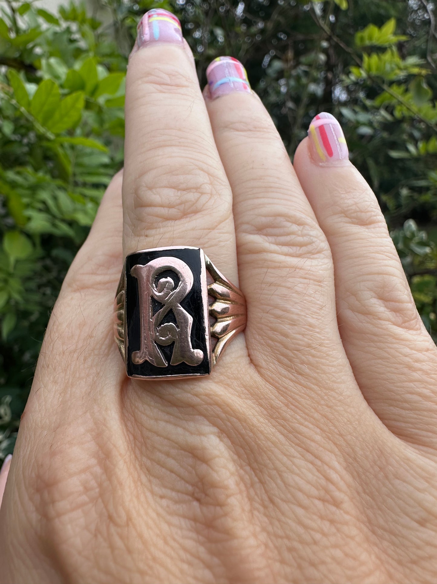 9ct Rose Gold & Onyx R Initial Ring