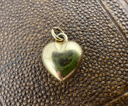 Vintage 9ct Puffy Heart charm