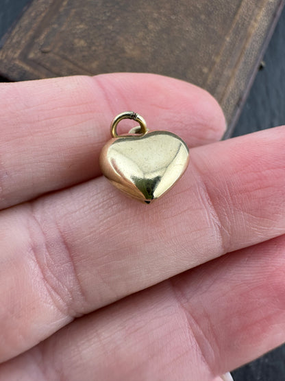 Vintage 9ct Puffy Heart charm