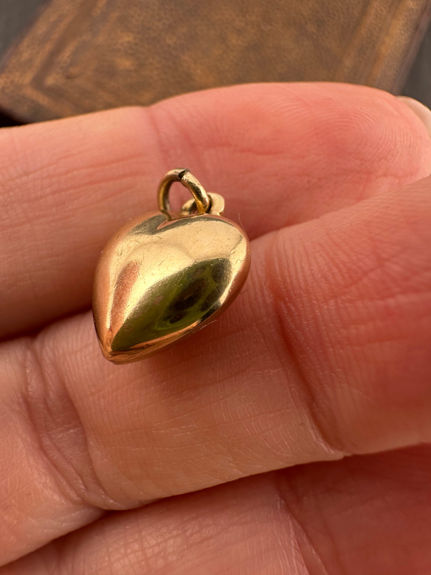 Vintage 9ct Puffy Heart charm