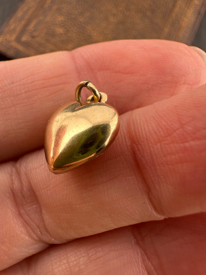 Vintage 9ct Puffy Heart charm