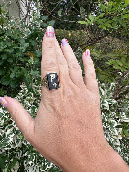 Vintage 9ct Yellow Gold & Onyx P ring with accent Diamond