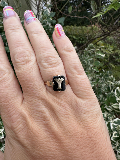 9ct Yellow Gold & Onyx Y ring