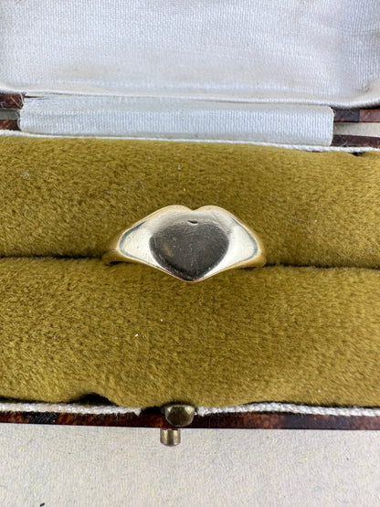 Vintage 9ct Gold Heart Signet