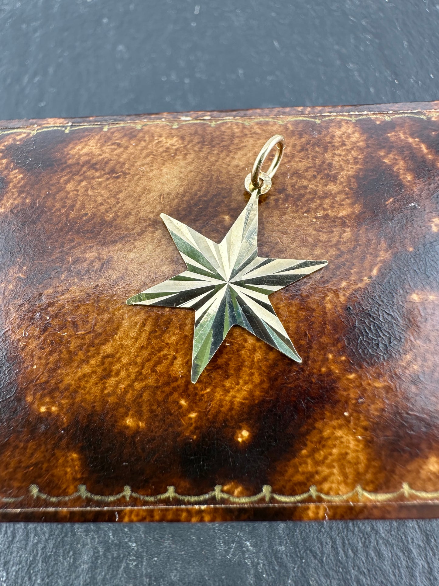 Vintage 9ct Gold Star Charm