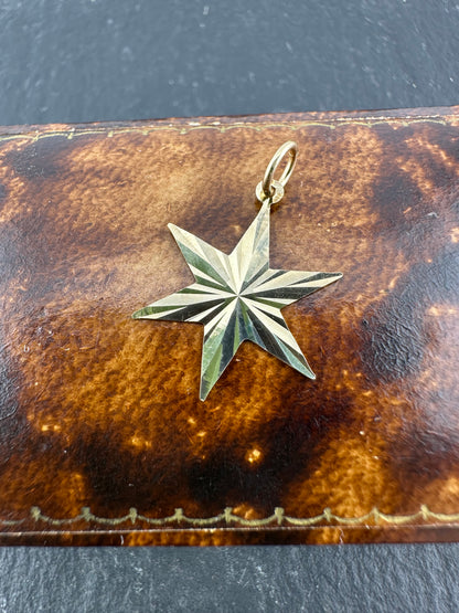 Vintage 9ct Gold Star Charm