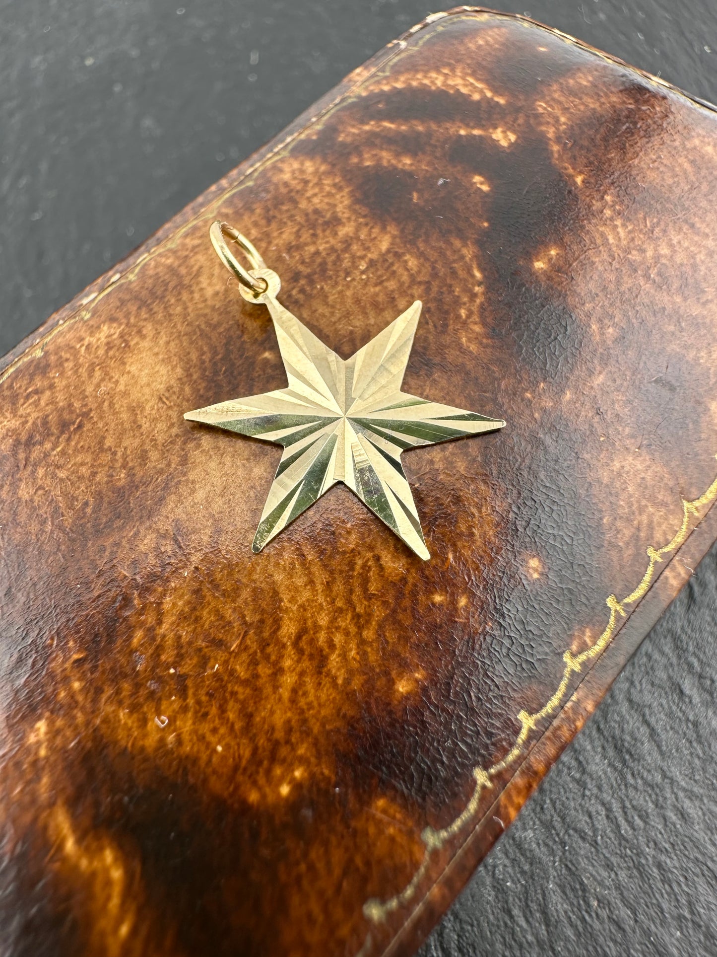 Vintage 9ct Gold Star Charm