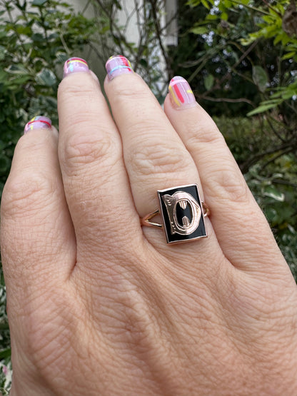 9ct Rose Gold and Onyx D initial ring
