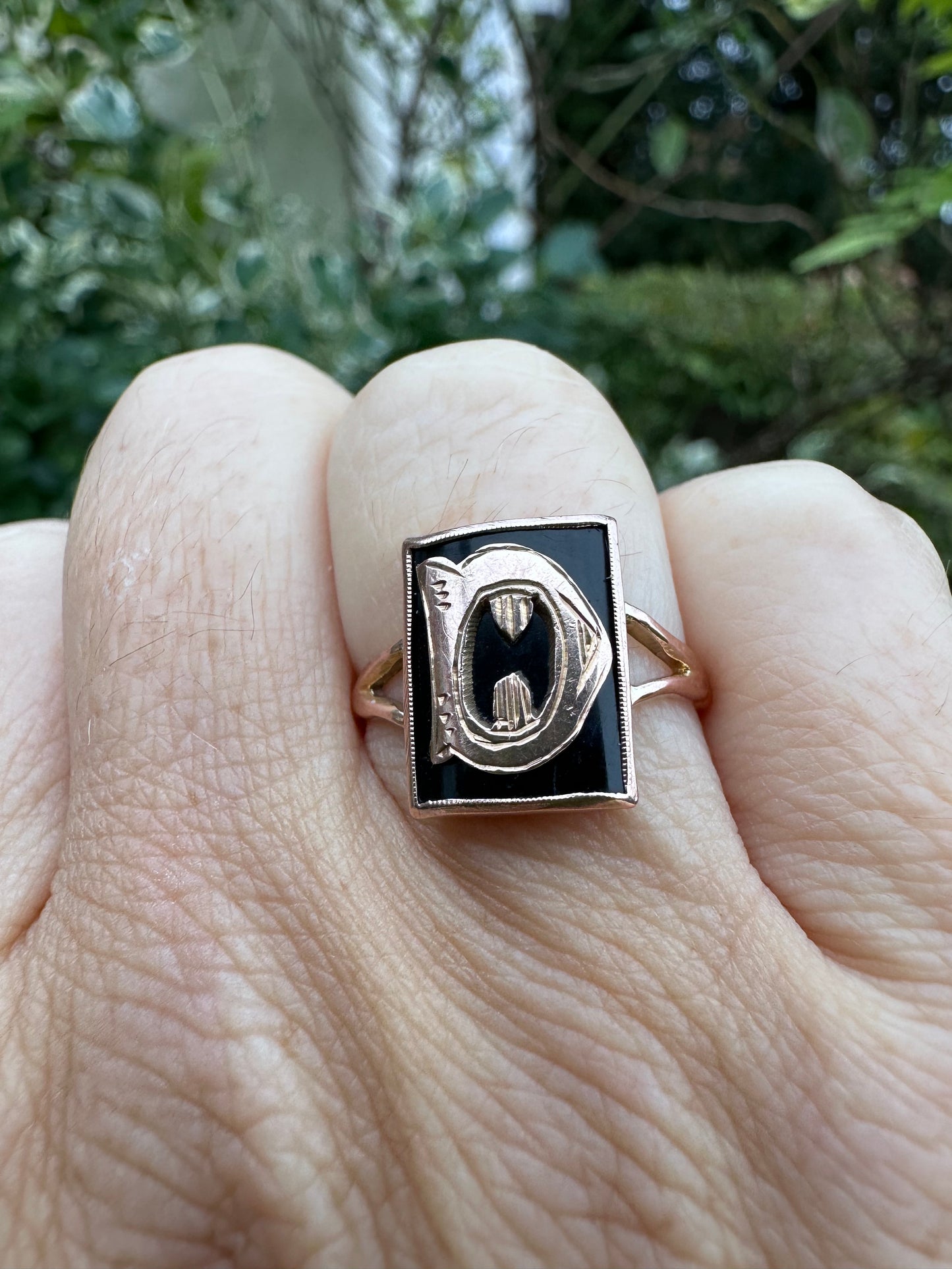 9ct Rose Gold and Onyx D initial ring