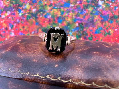 9ct Yellow Gold and Onyx  M or W Initial ring