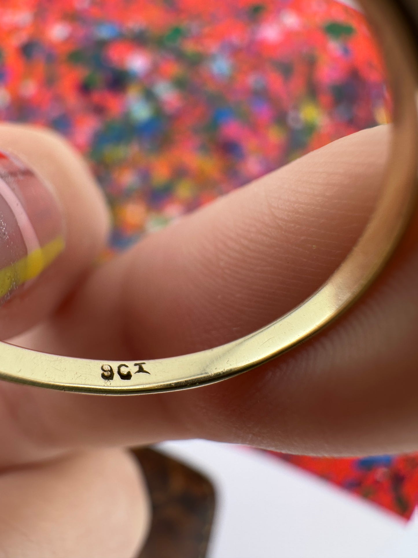 9ct Yellow Gold and Onyx  M or W Initial ring