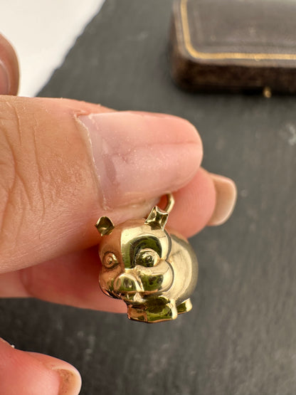 Vintage 9ct Puffy Pig Charm