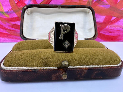 Vintage 9ct Yellow Gold & Onyx P ring with accent Diamond