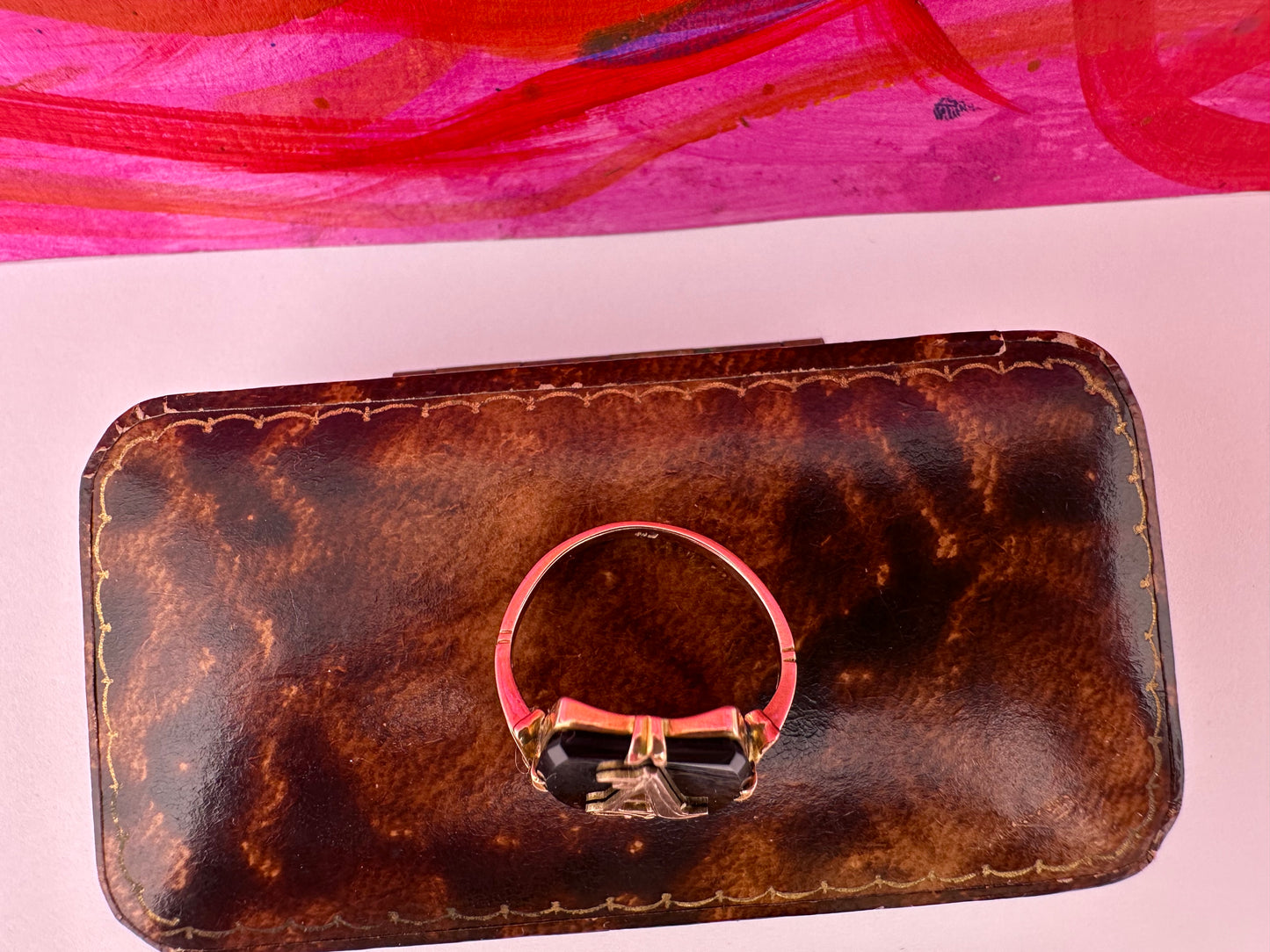 9ct Yellow Gold & Onyx A ring