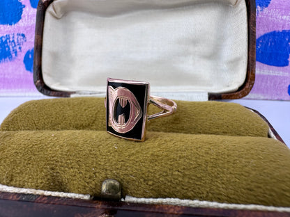9ct Rose Gold and Onyx D initial ring