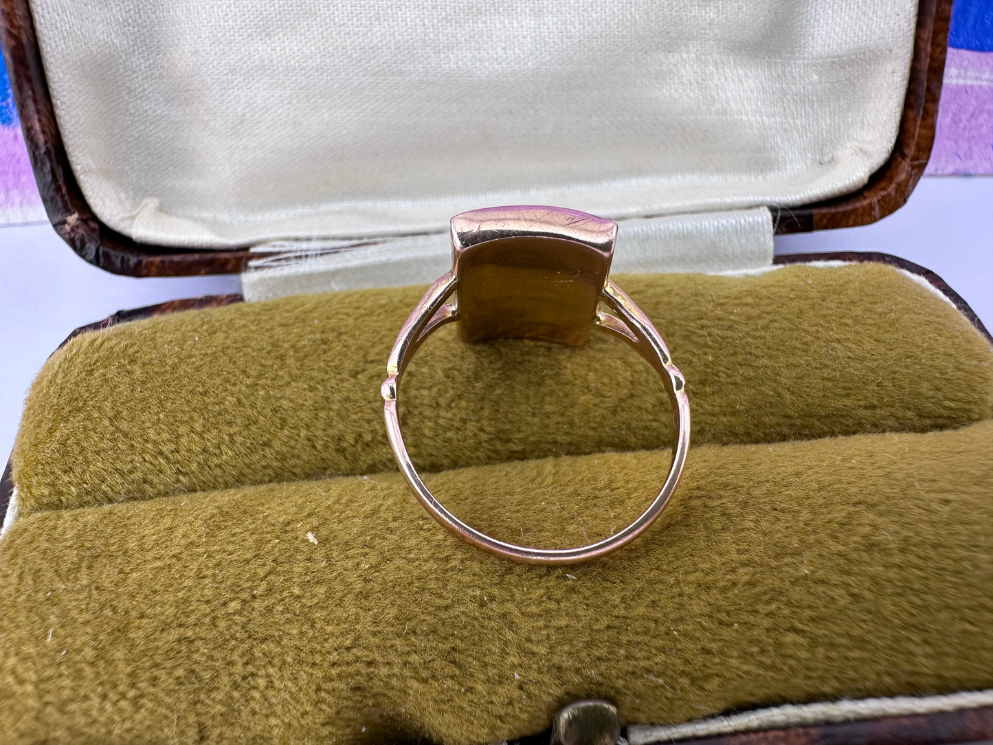 9ct Rose Gold and Onyx D initial ring