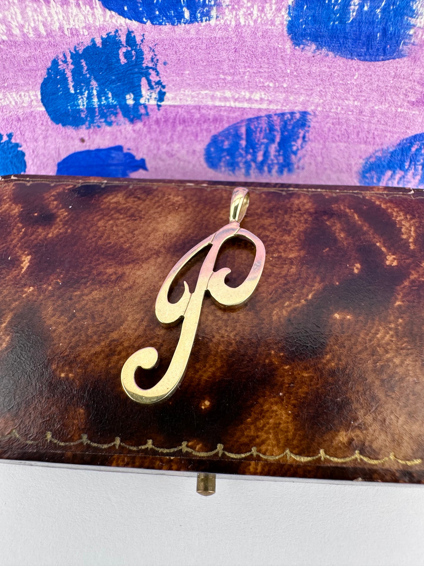 9ct Yellow Gold Cursive P charm