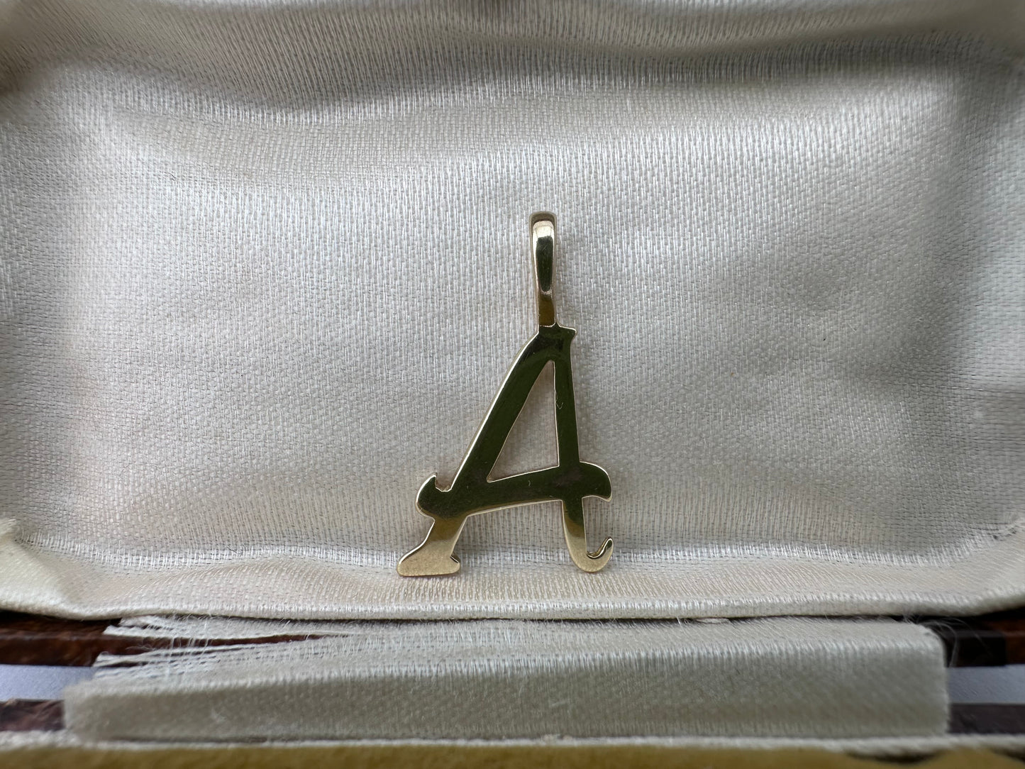 9ct Yellow Gold Italic A Charm
