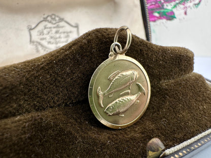 Vintage 9ct Gold Pisces Charm