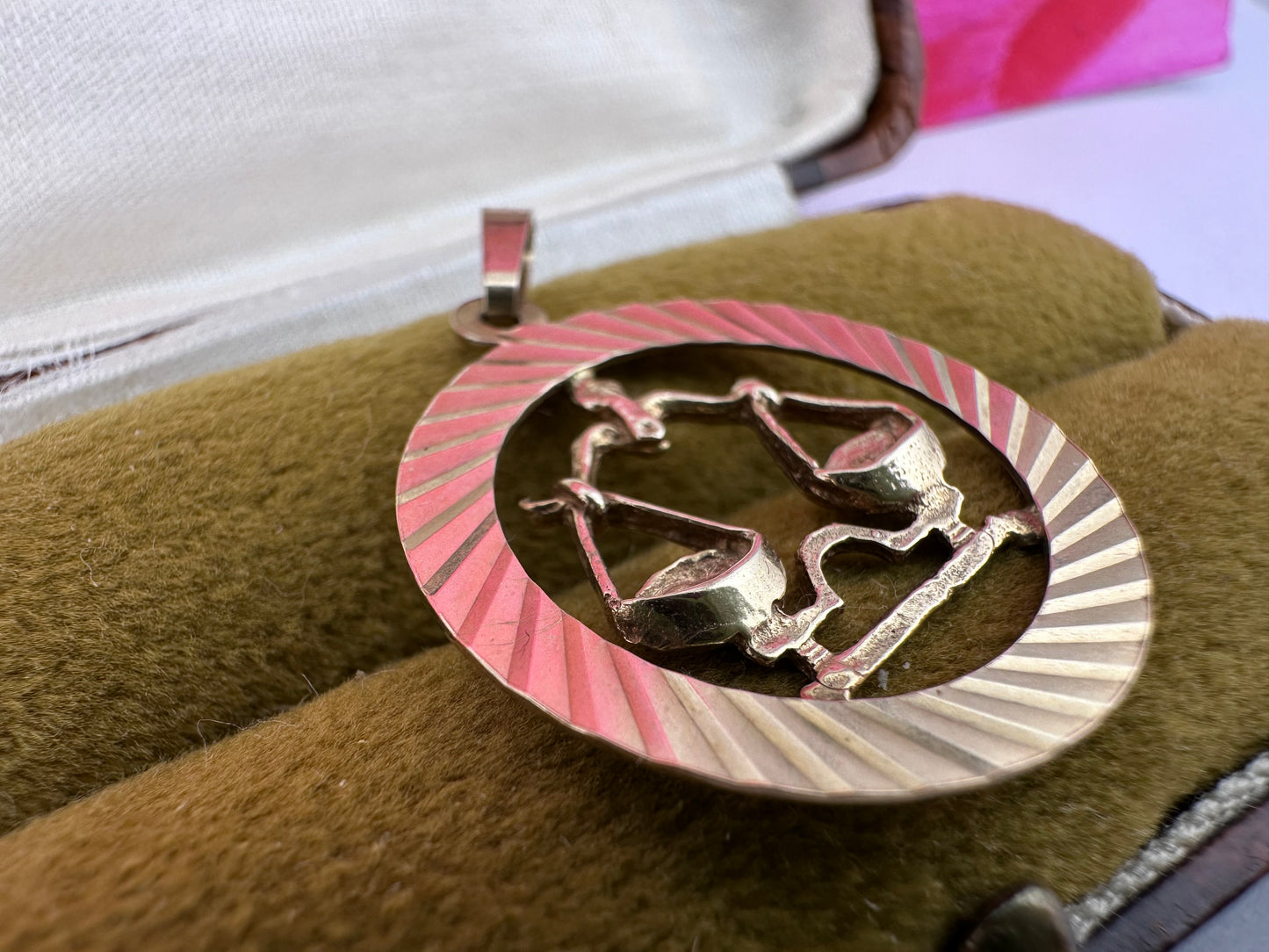 Vintage 9ct Gold Libra Charm with engine turned frame