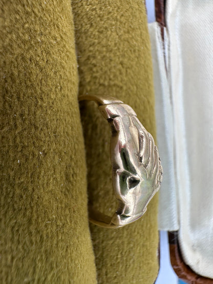 9ct Gold Fede clasped Hands rings