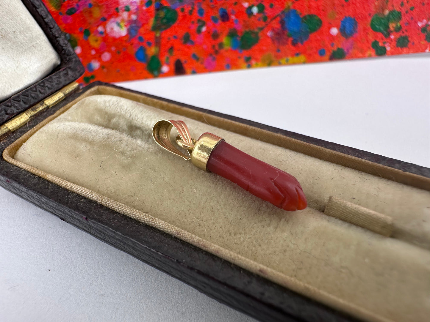 18ct Gold Coral Figa pendant