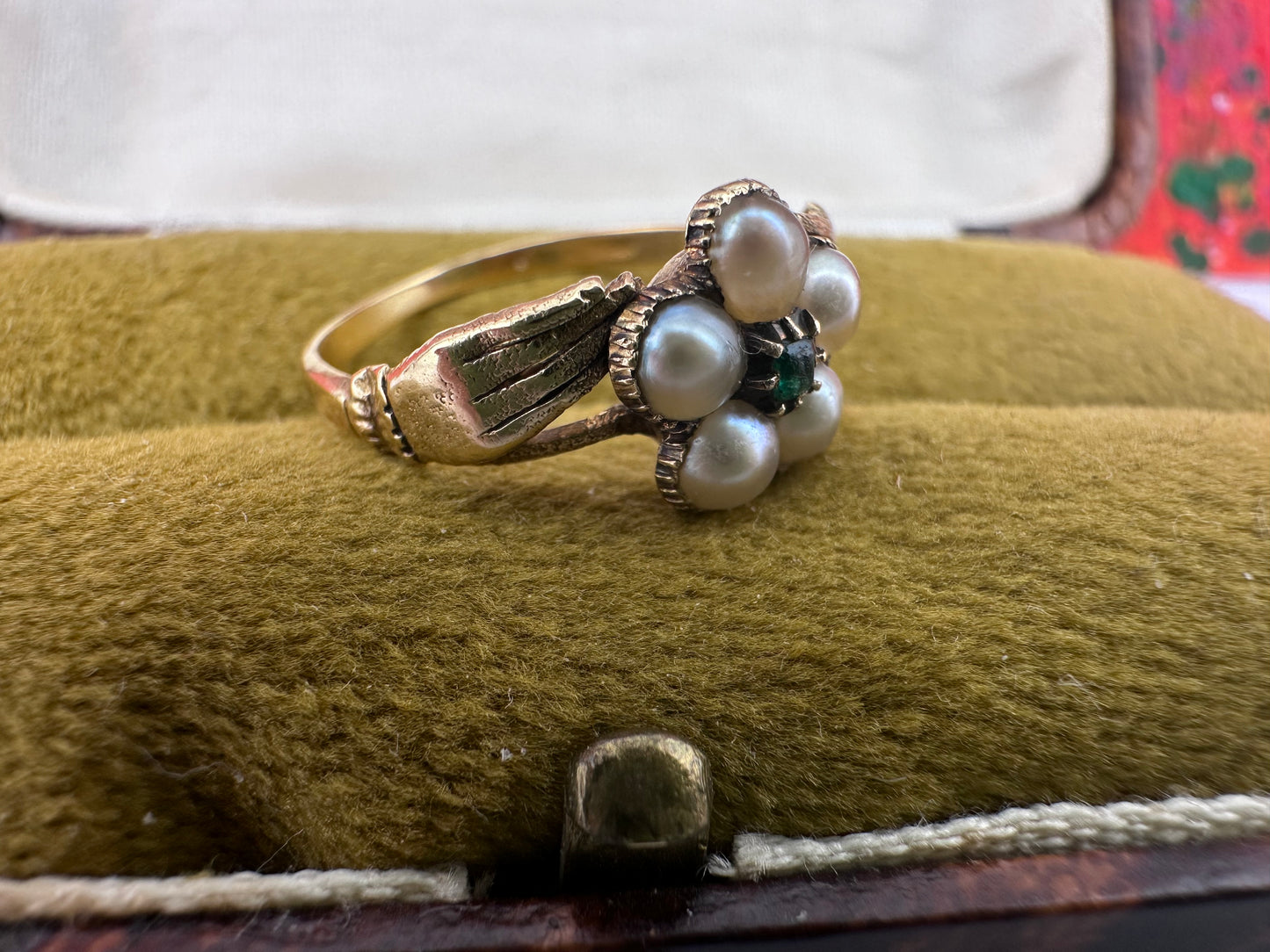 14ct Pearl and Green Paste Hands holding a forget me knot ring