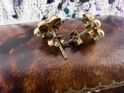 9ct Gold Puffy Flower Studs