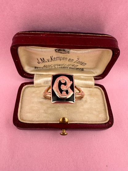 Antique 9ct Rose Gold Onyx G/C initial ring