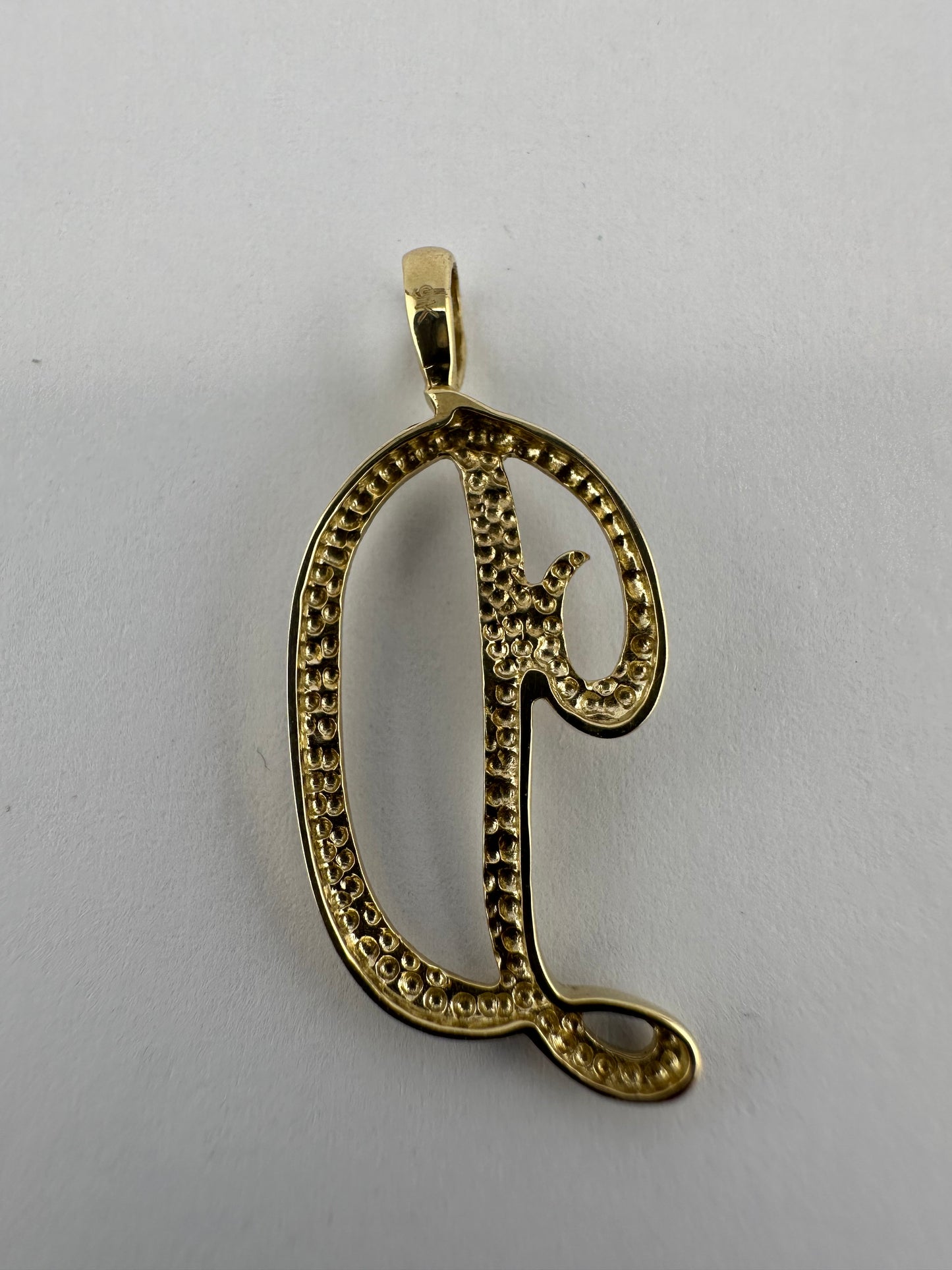 9ct Large D initial pendant