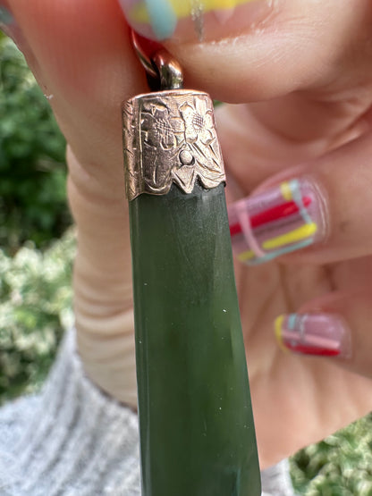 Antique 9ct rose gold Nephrite Jade pendant