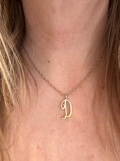 9ct Large D initial pendant