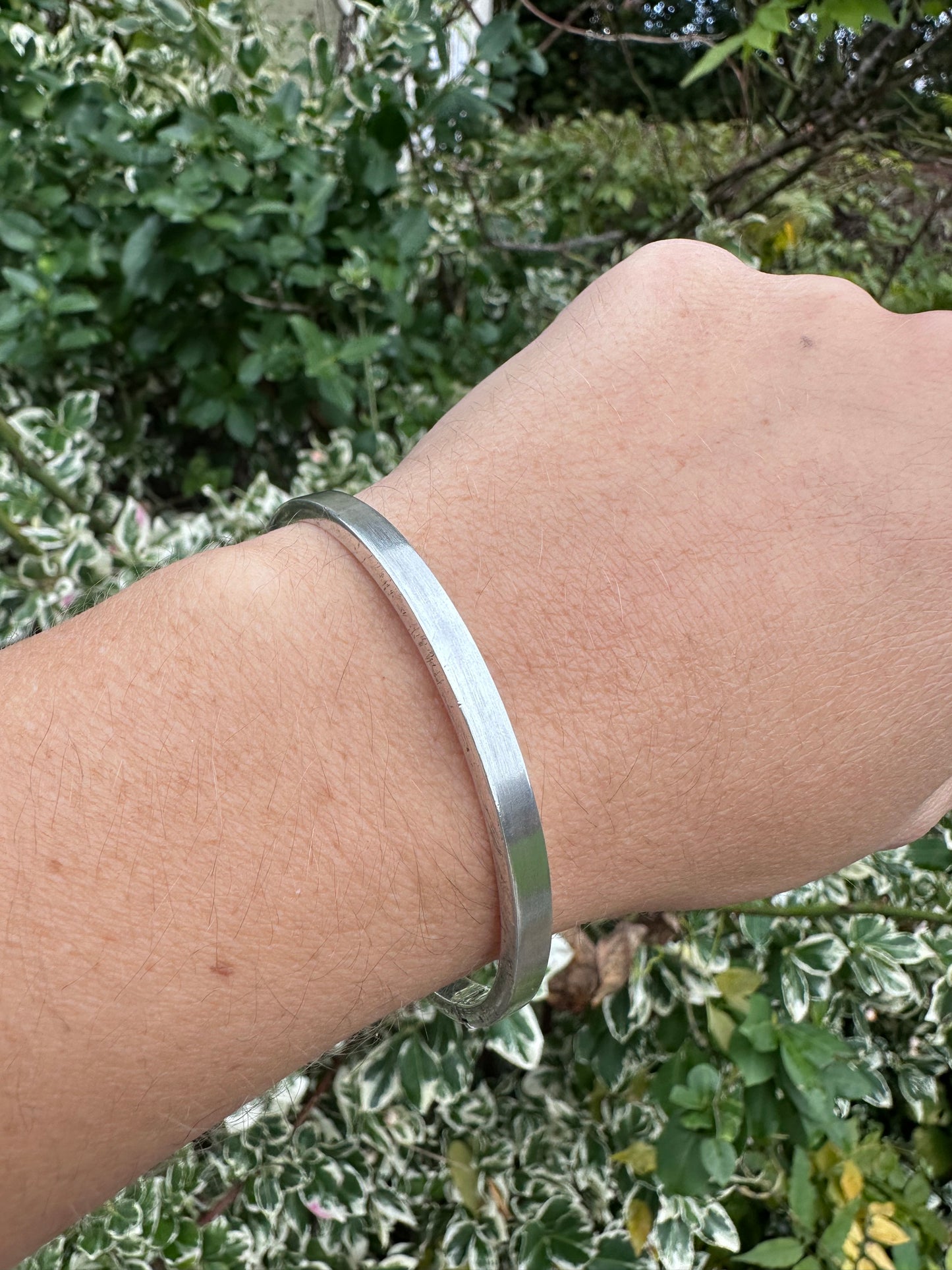 Sterling silver Plain hinged bangle