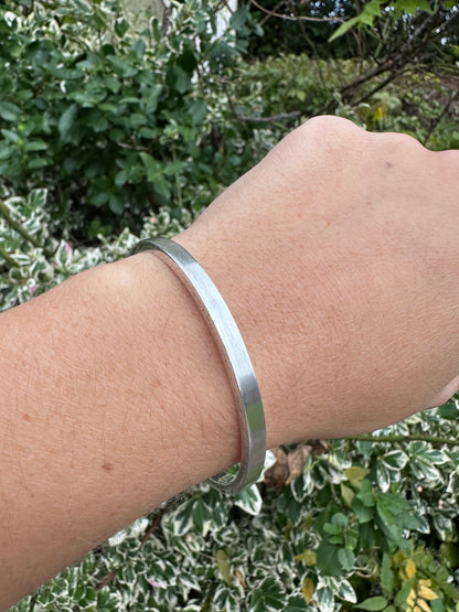 Sterling silver Plain hinged bangle