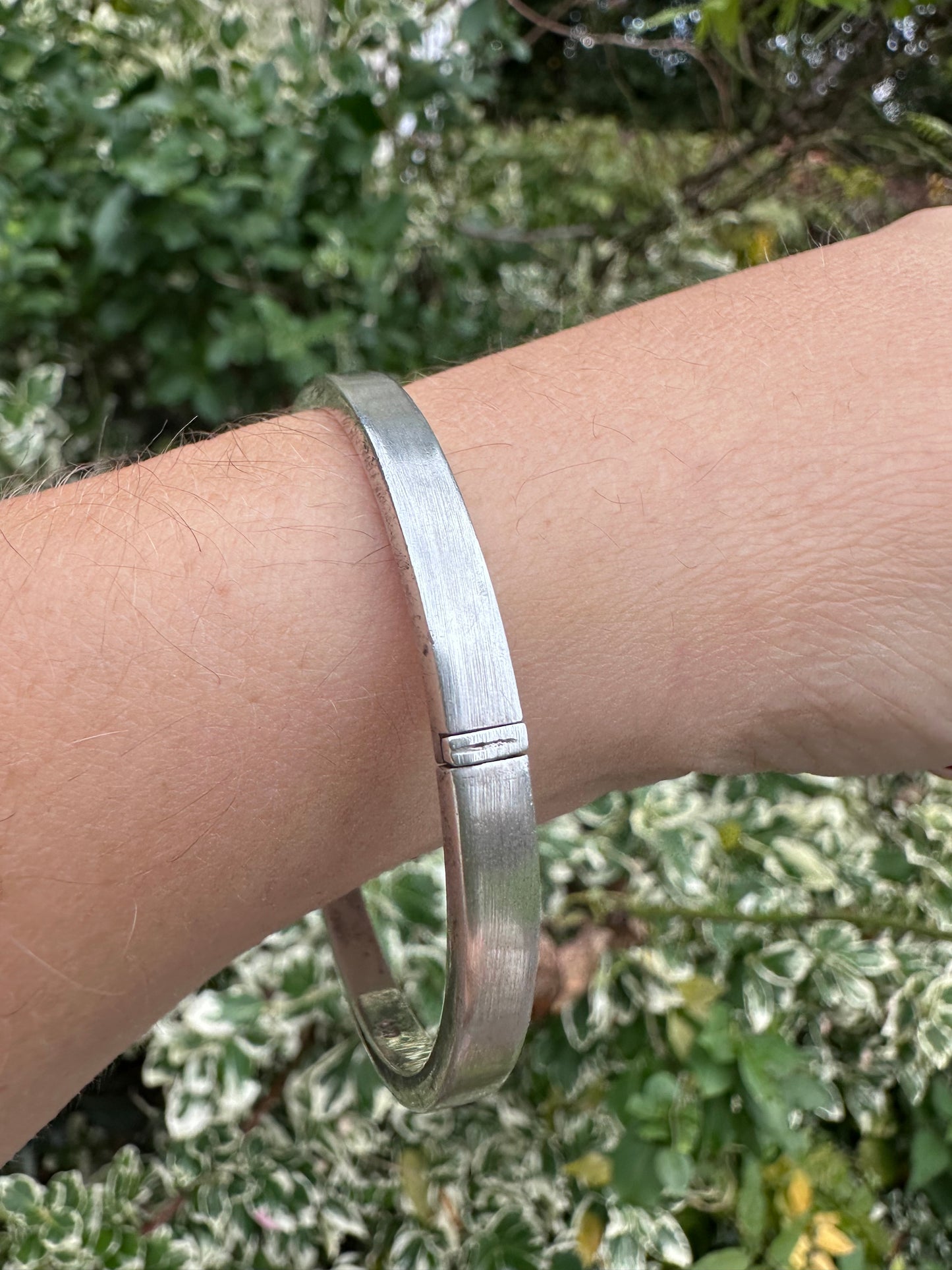 Sterling silver Plain hinged bangle