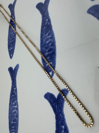 Vintage 9ct Yellow Gold Box chain