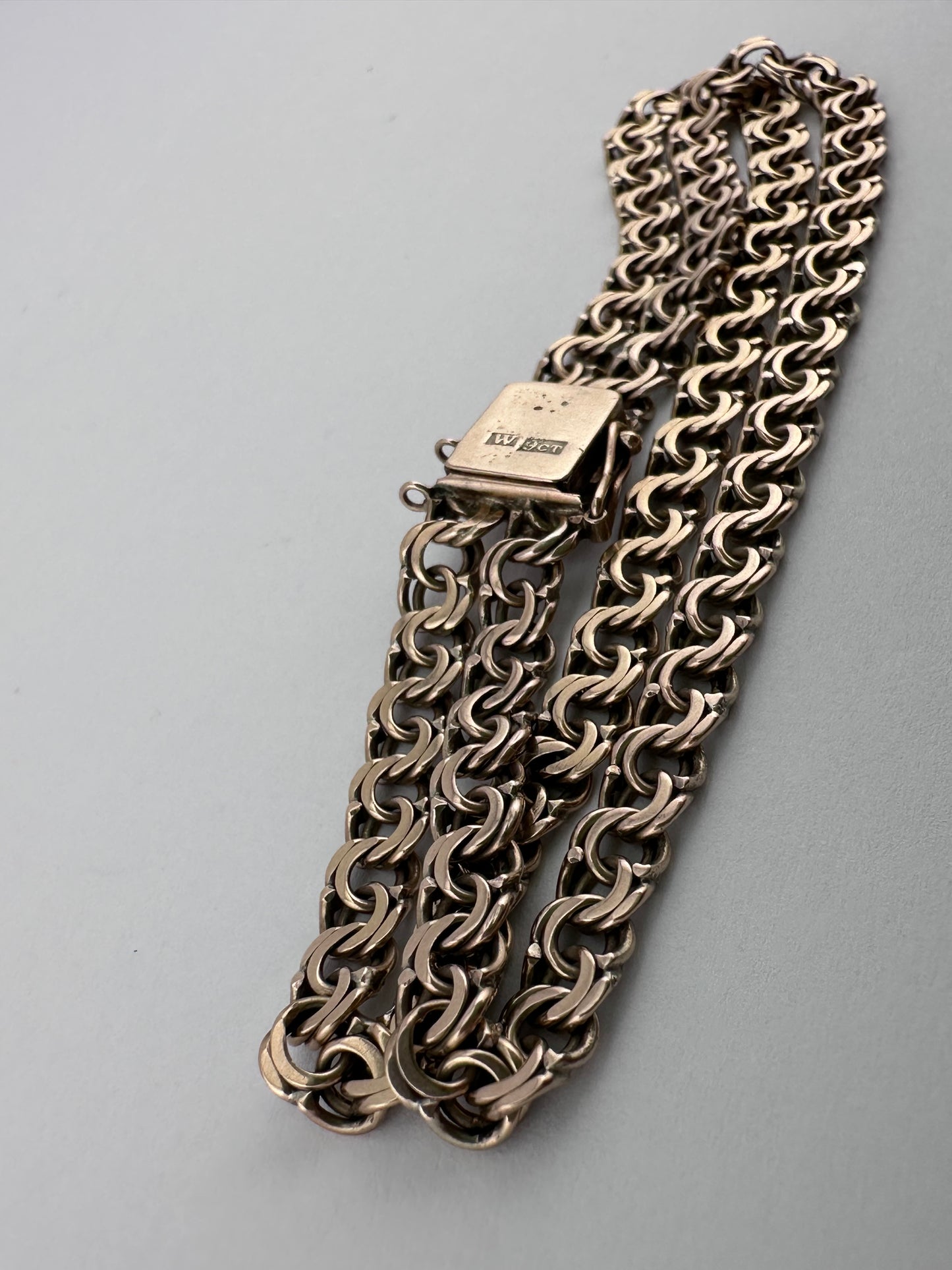 Antique 9ct Gold Double strand Figure of 8 Link Bracelet