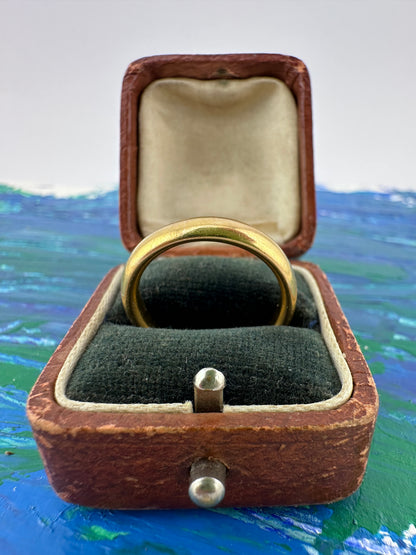 Antique 22ct Gold Band