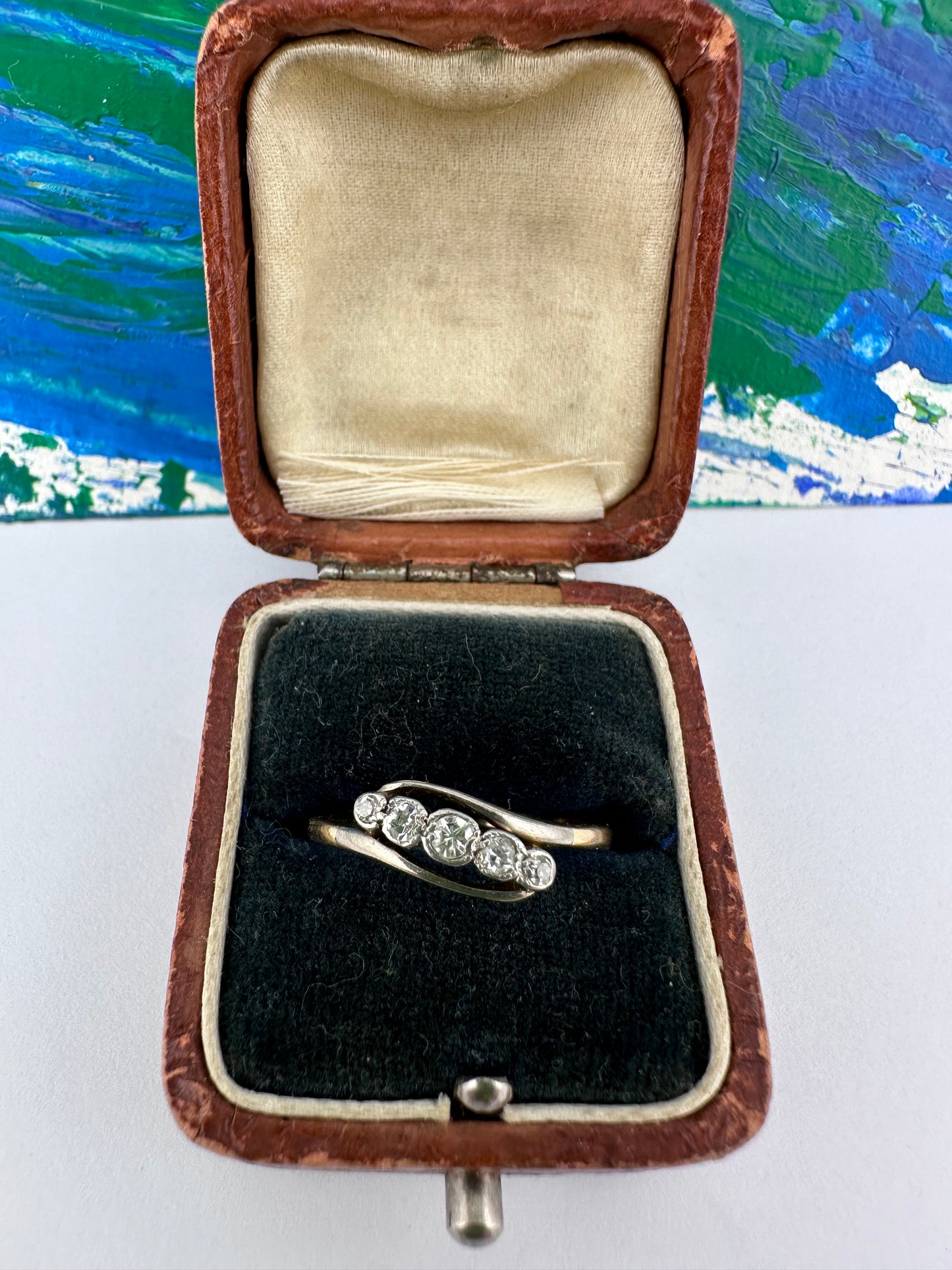 18ct Gold 5 European cut Diamond Cross over ring